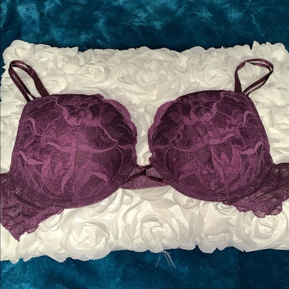 Bra - Picture 1 of 2